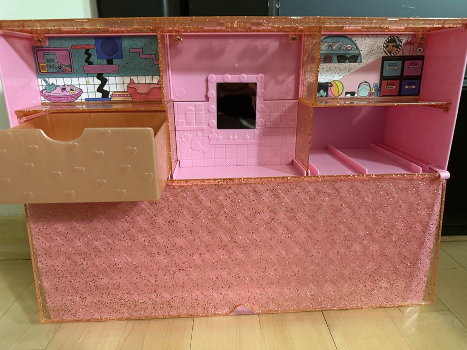 Підставка для лялечок LOL