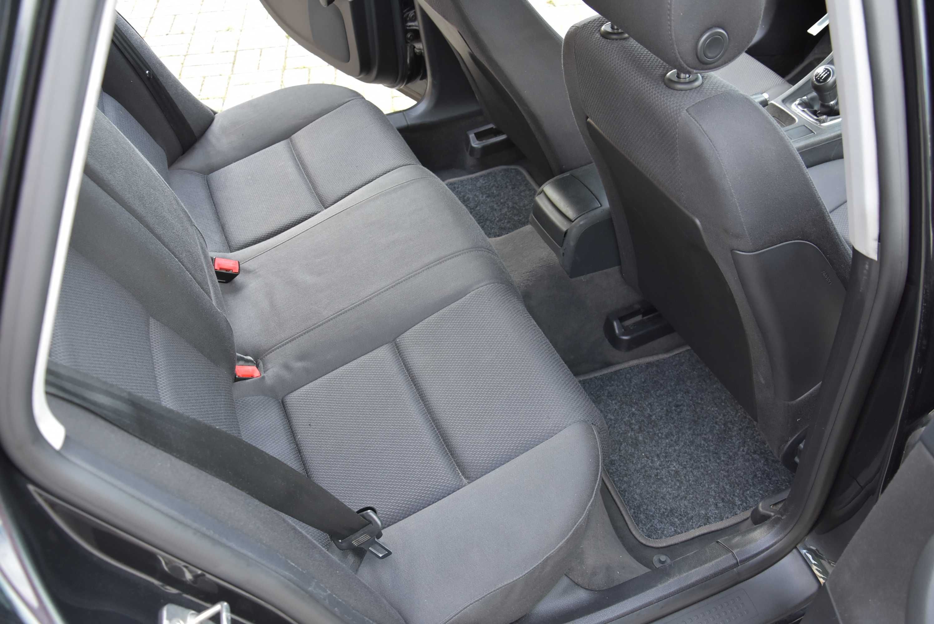 Audi A4 B6 Małysz 2001r Sedan  1.6 MPI 102KM Idealny Do Gazu Polska