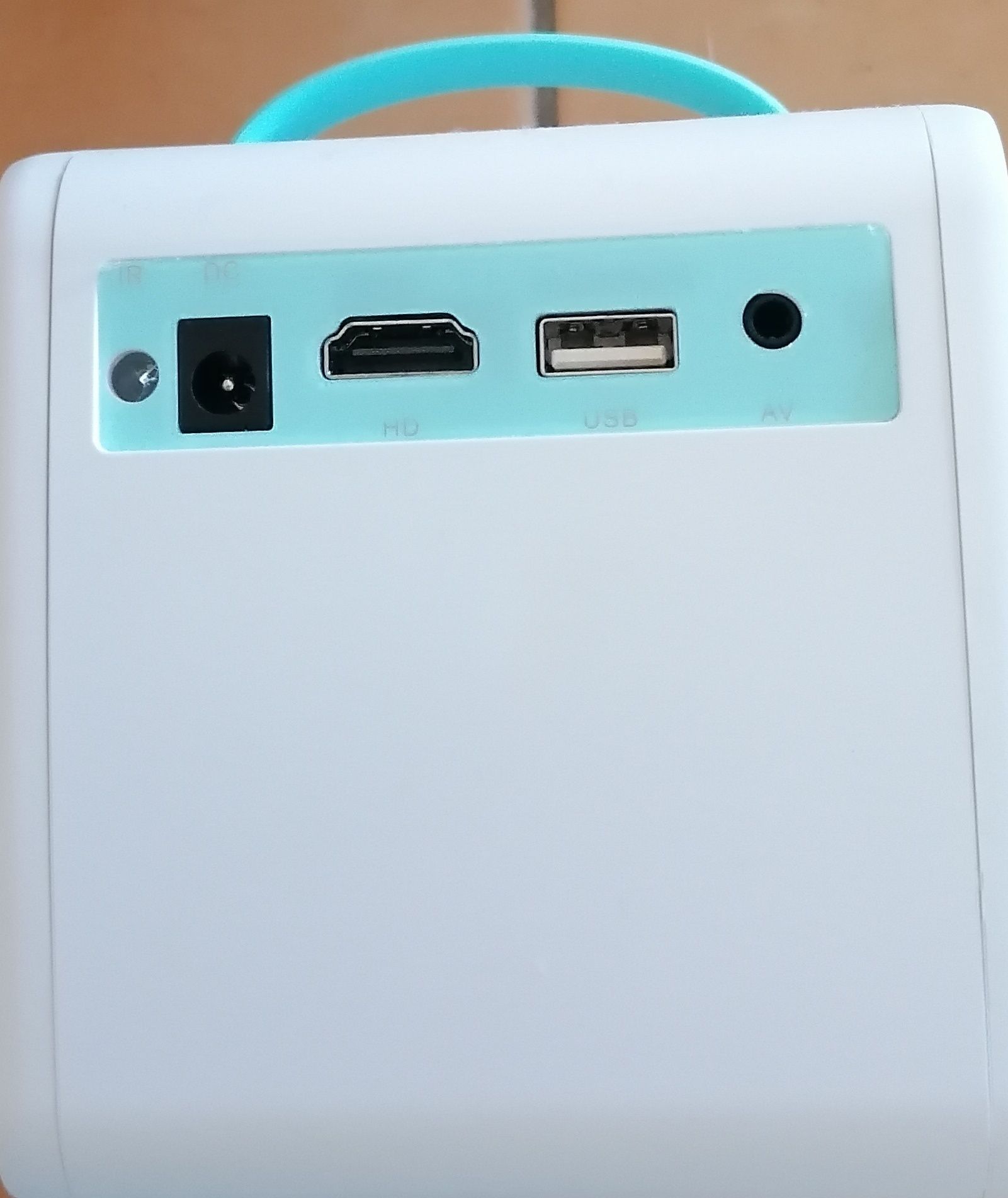 Mini Projetor LED Portátil USB | Cinema em Casa | Como Novo Novo