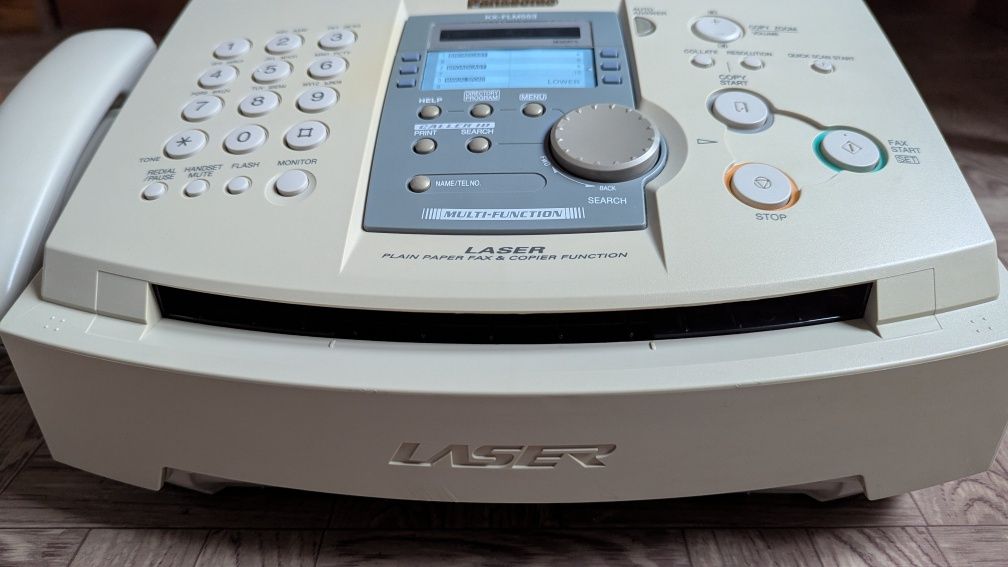 Факсимільний апарат (факс) Panasonic KX-FLM553