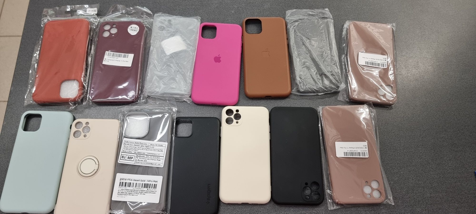 Etuii iphone 11 pro max.