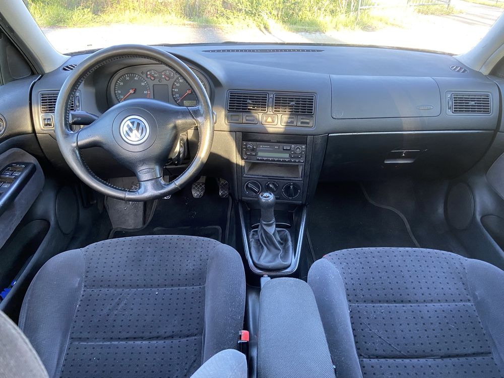 VW Golf 4 1.4 benzyna