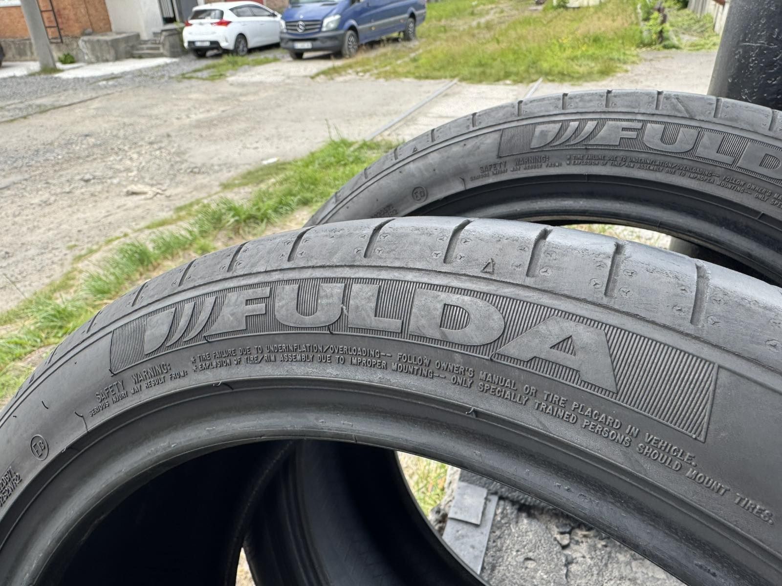 Літні шини Fulda 245/40 R18