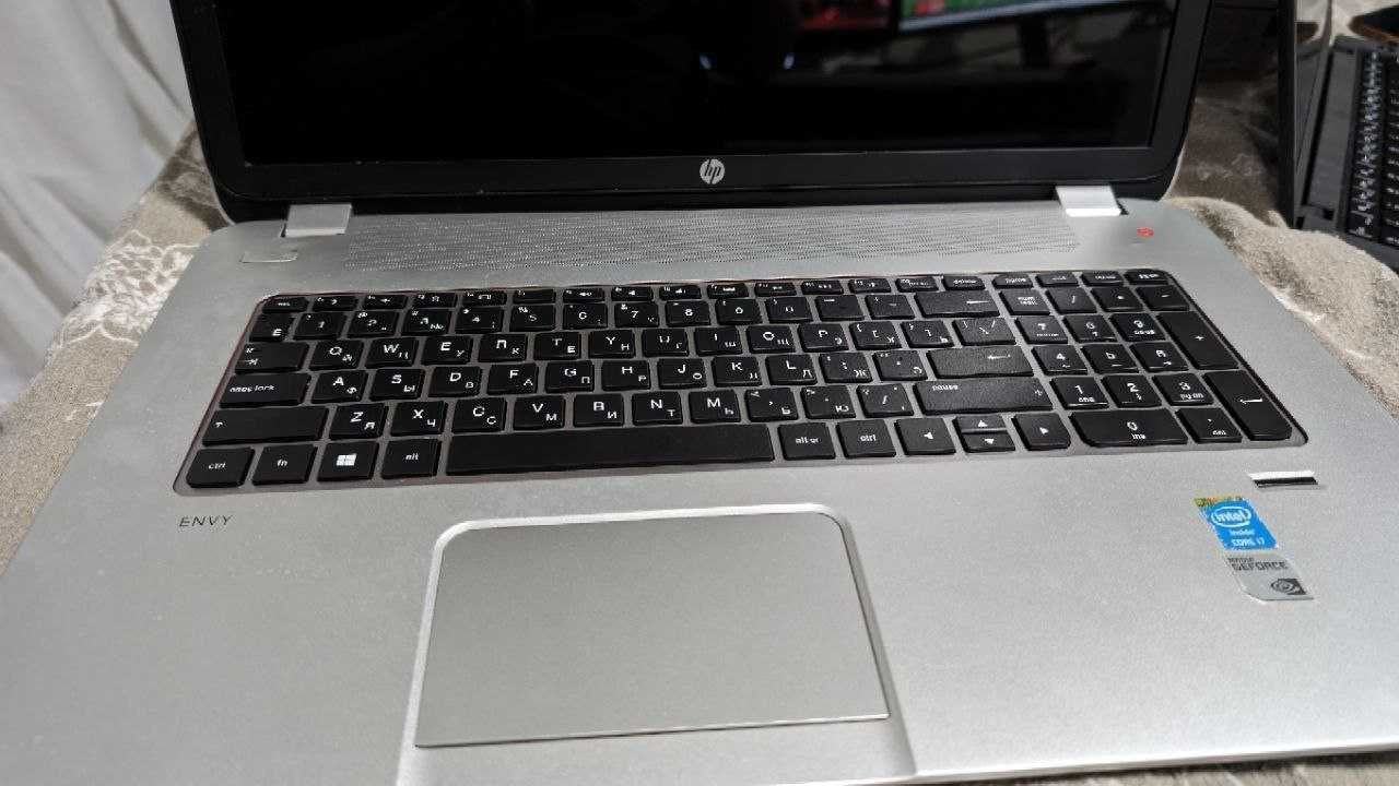 HP ENVY 17" i7 4700MQ\8GB\500SSD\GT740 2GB