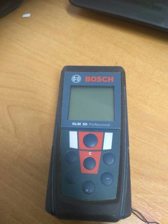 Електронна рулетка bosch glm50