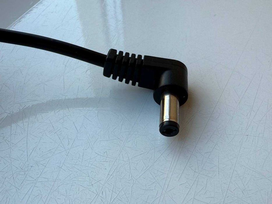 Автомобільний адаптер живлення в "прикурювач" 12V штекер 5.5мм*2.5мм