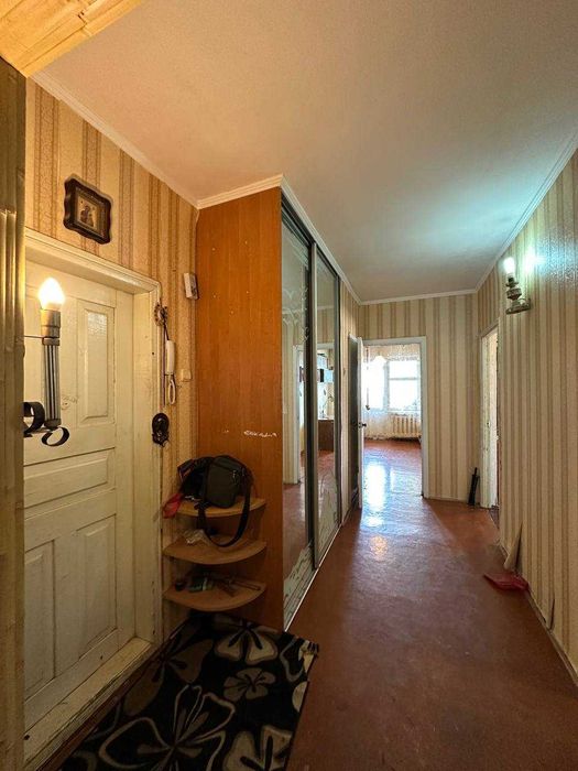 Продам 3-комн квартиру на Ильфа и Петрова, Таирова.