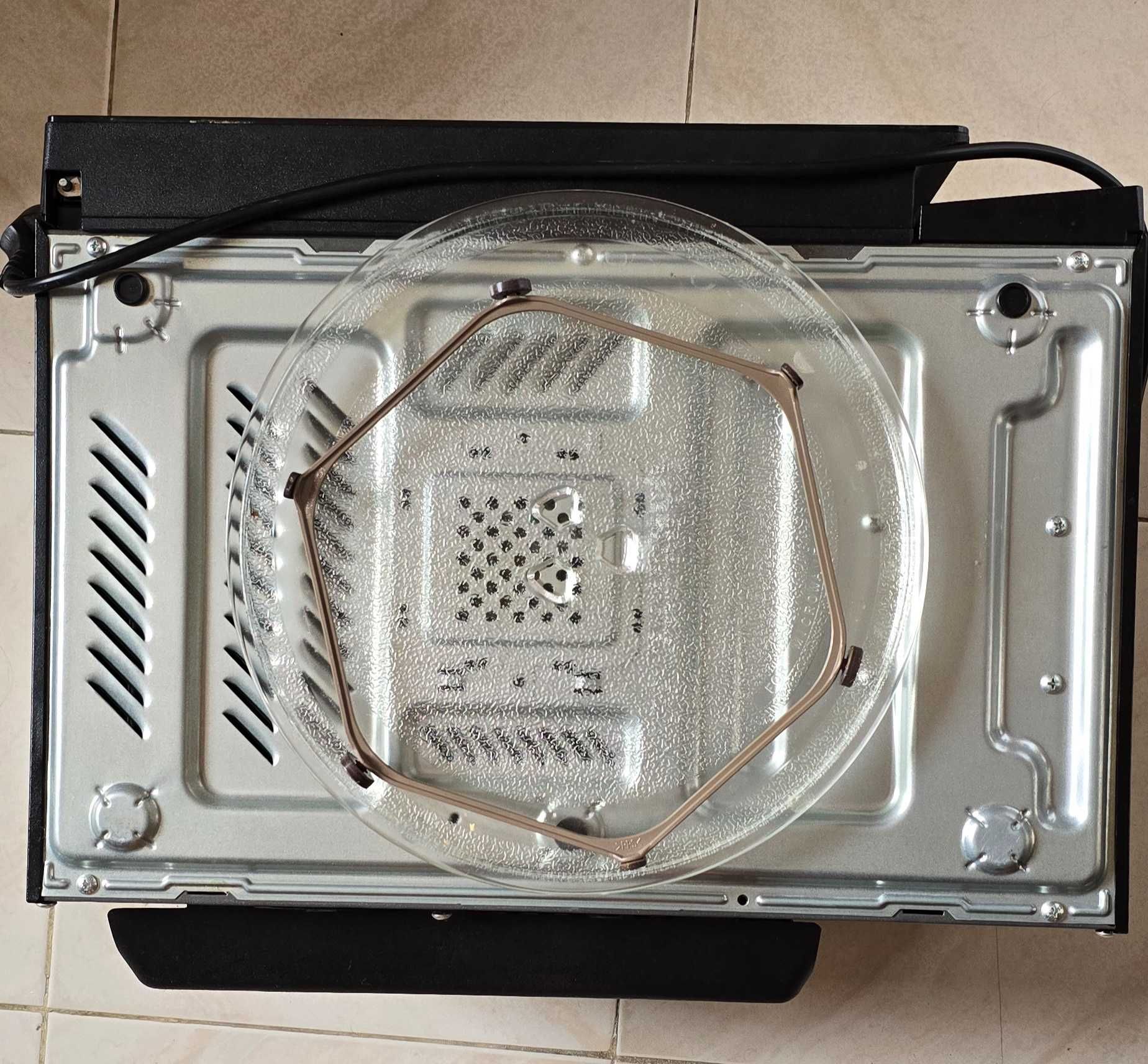 forno microondas LG avariado
