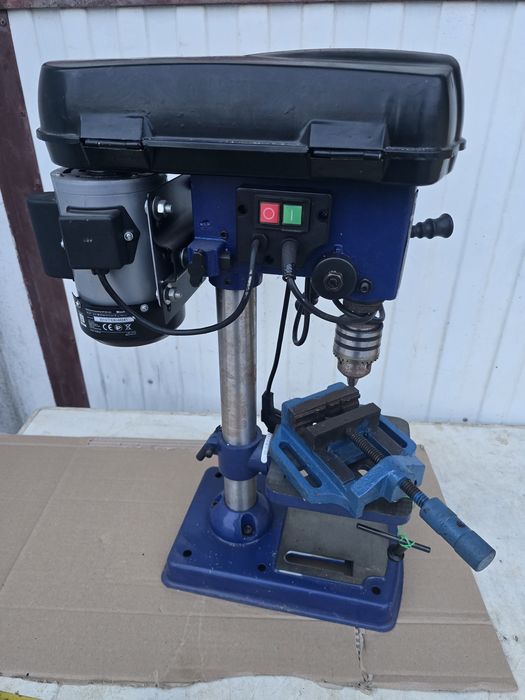 Wiertarka stołowa Einchel 500 W z imadłem maszynowy w komplecie.