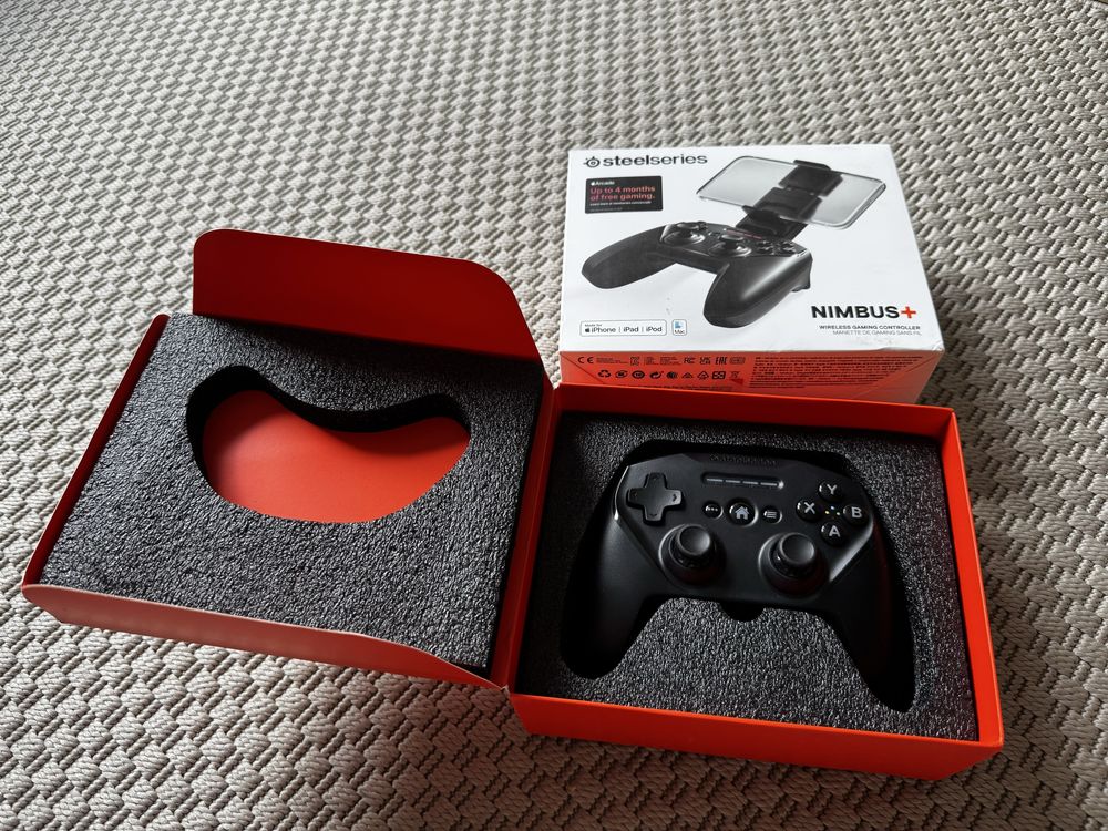 Nimbus+ steelseries pad do Apple