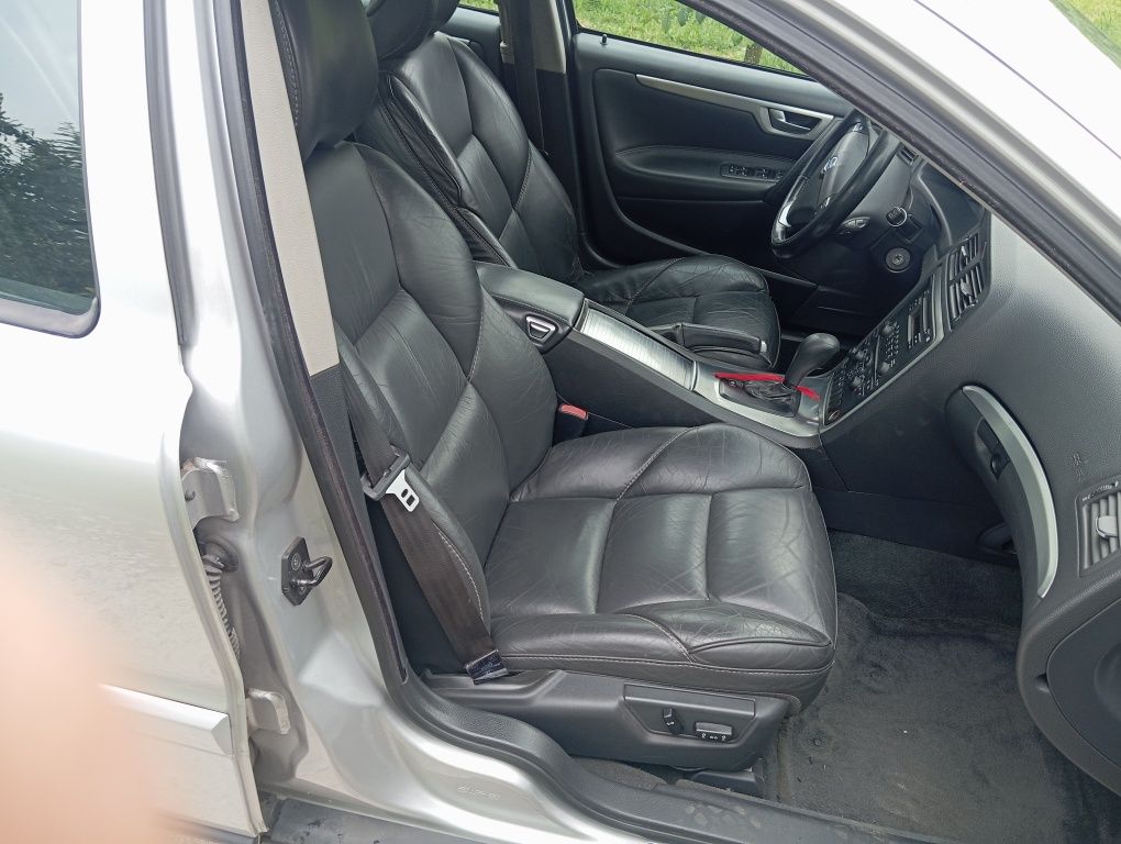 Volvo V70 2.4 d5