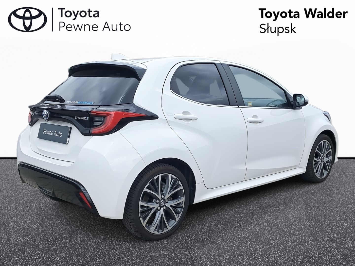 Toyota Yaris Hybrid 1.5 Executive Salon PL I Właściciel Bezwypadkowy