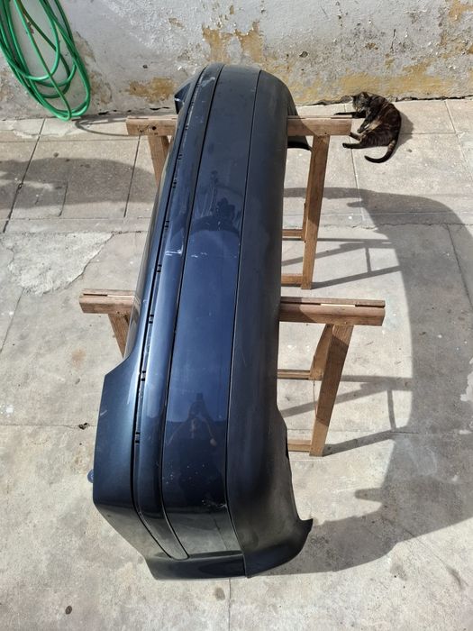 Parachoques traseiro Volkswagen Passat B5.5