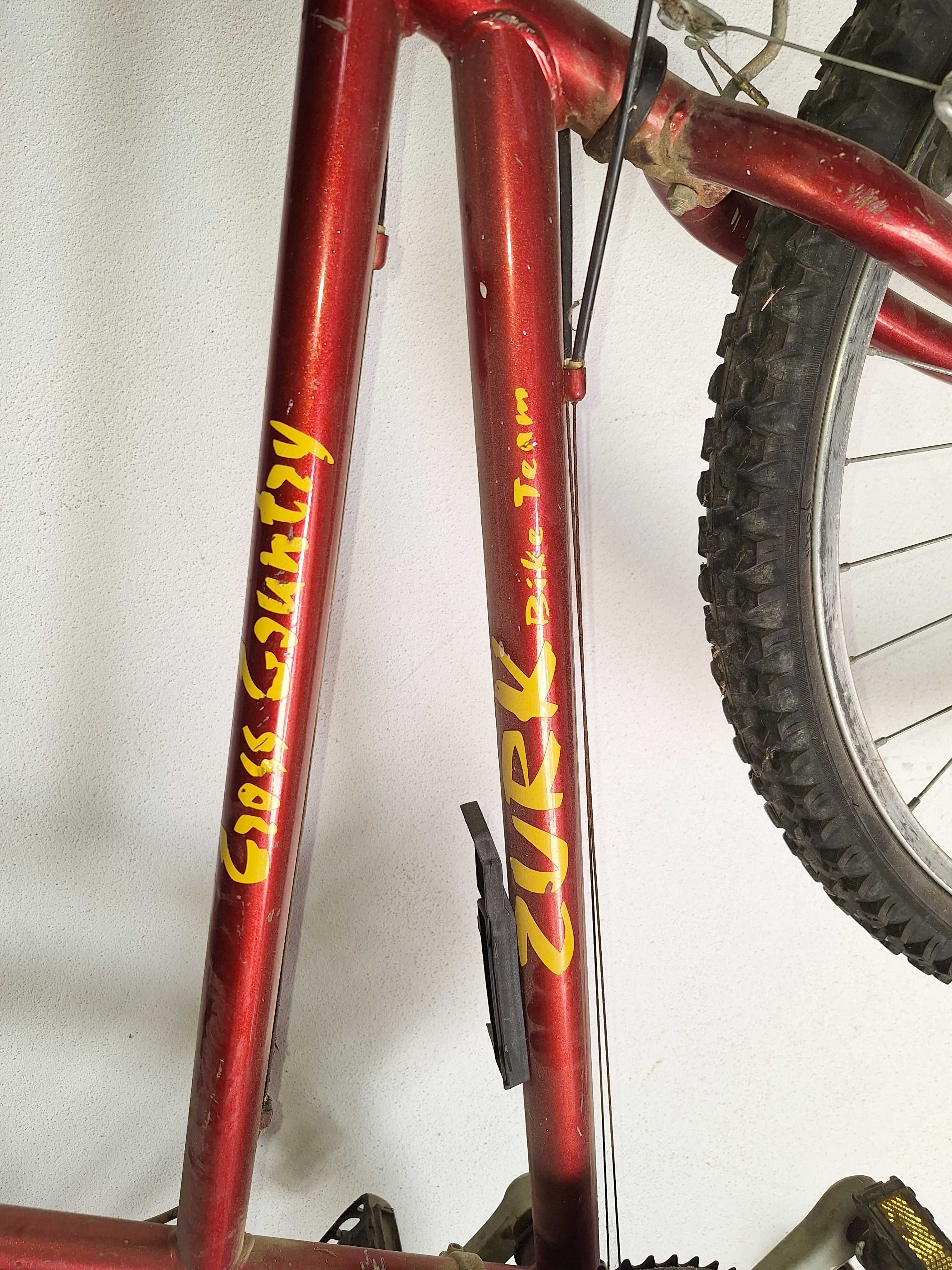 Bicicleta de homem e bicicleta de senhora