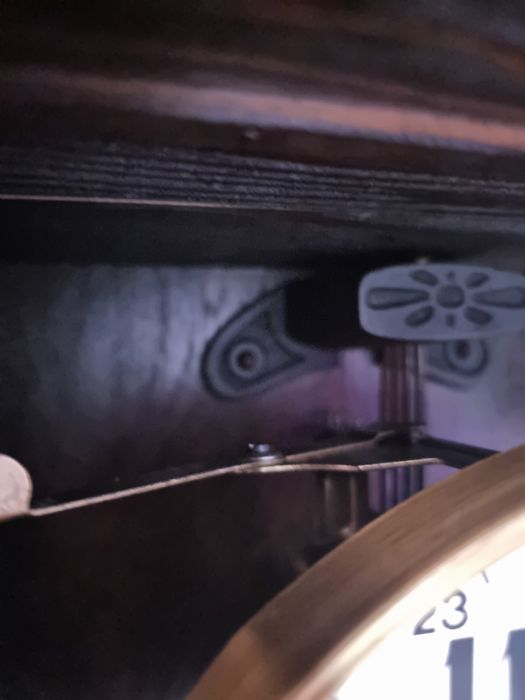 Witam  mam do sprzedania stary zegar HAU