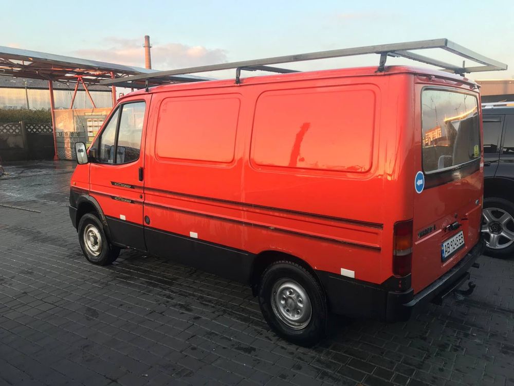 Ford Transit 1991 рік. Газ/бензин