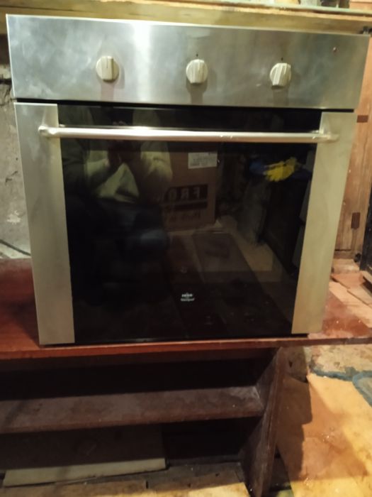 Електричну духову шафу