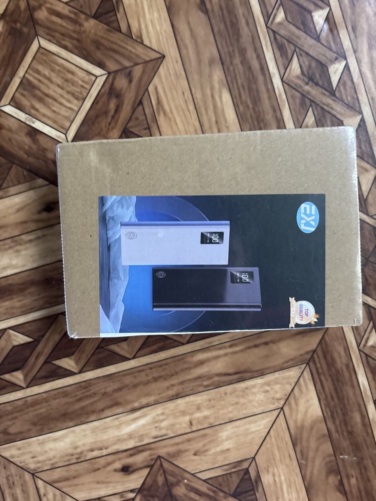 Повербанк запакований на 10000mAh
