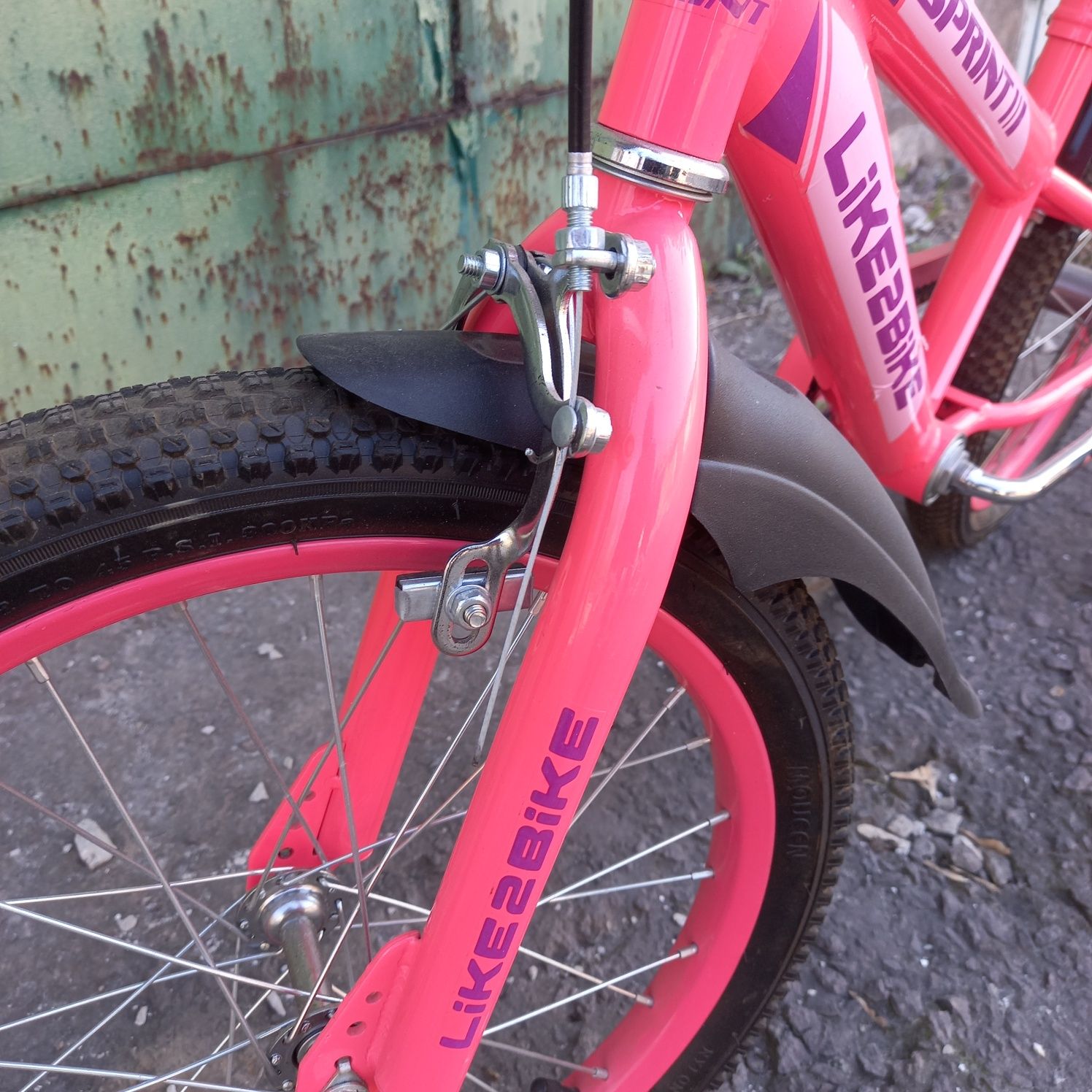 Детский велосипед для девочки.
