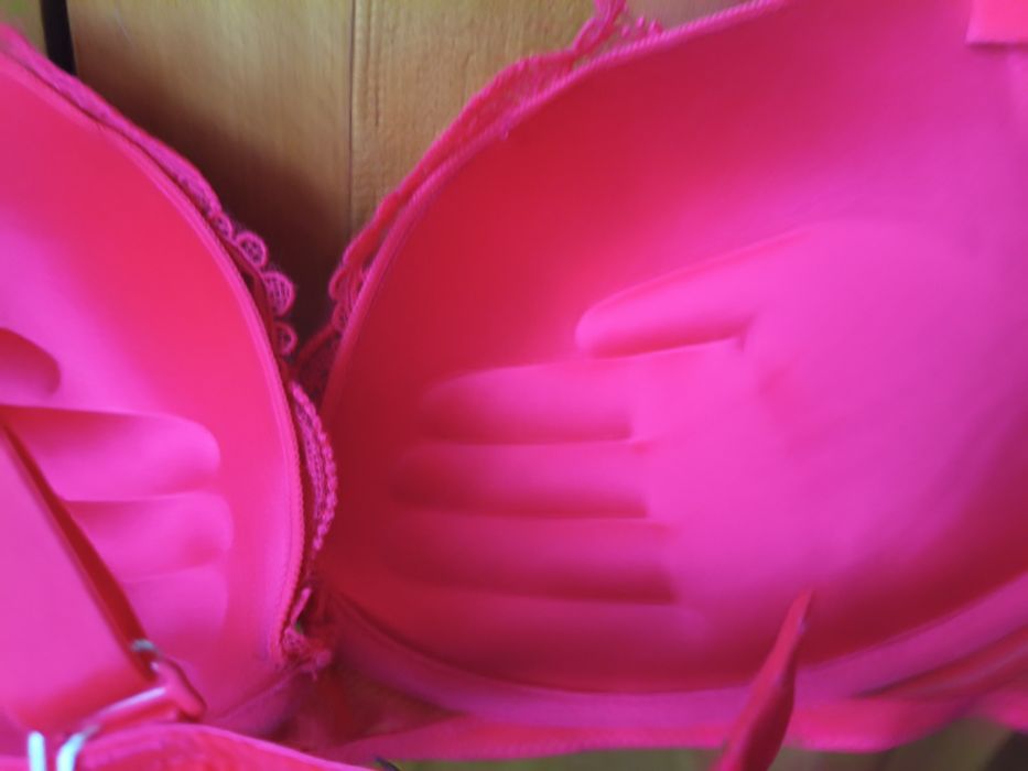 Бюстгальтер на чашку Д,об'єм 100