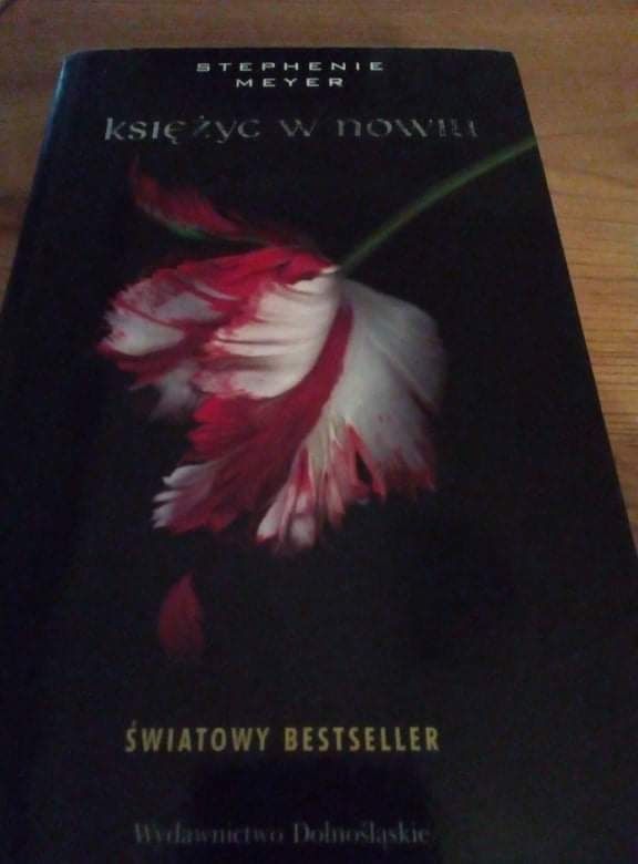 Stephenie Meyer Księżyc w Nowiu