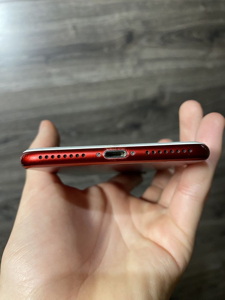 iPhone 7+ 256gb Red Unlock