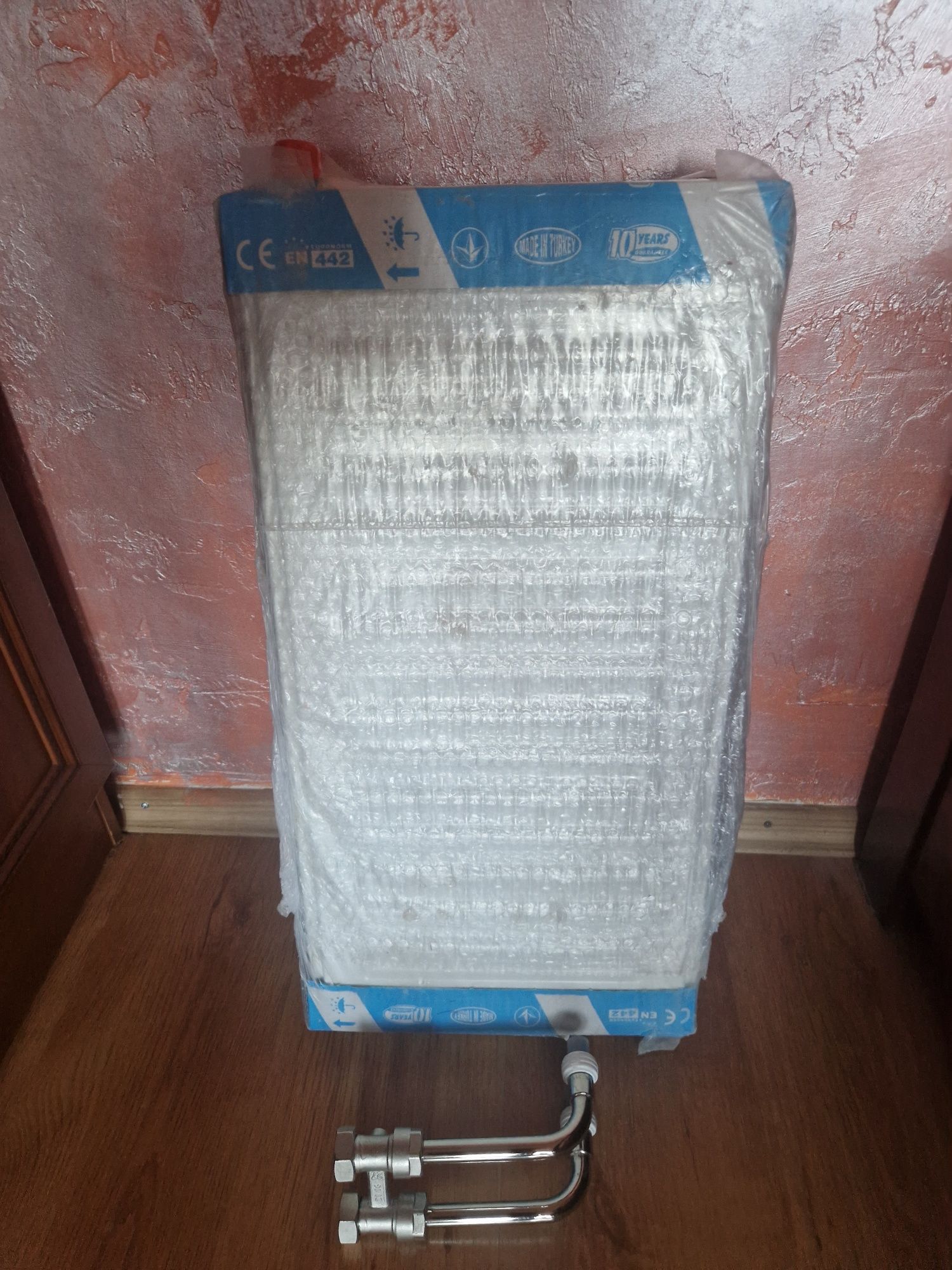 Продам радіатор Romstal 600×300 22 тип
