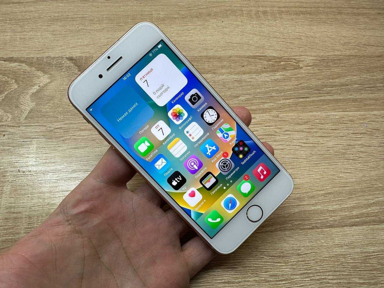 Айфон Iphone 8 в оригіналі гарний