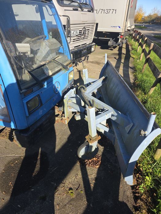 Pojazd komunalny unimog ux100 multicar 4x4 plug solarka 3.5t wywrotka