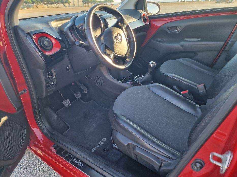 Toyota Aygo Red X-Clusiv Edition