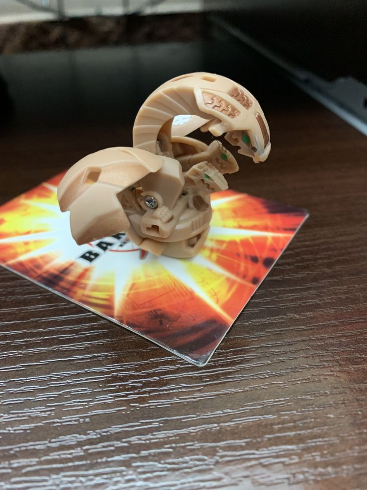 Bakugan Battle Brawlers Tan Subterra Turbine Hades