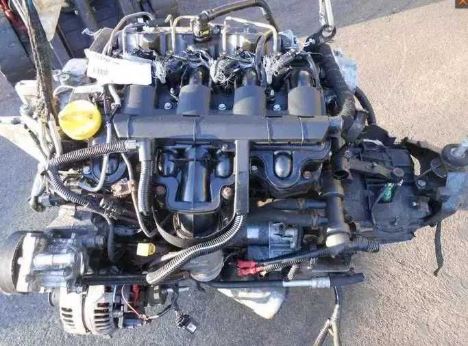SILNIK KOMPLETNY WTRYSK TURBO 2,5 DCI CDTI master movano trafic vivaro