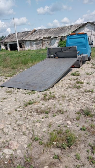 Евакуатор Sprinter 2.9