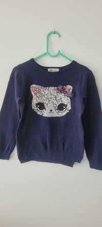 Sweter niebieski z cekinowym kotkiem hm 110/116
