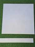 Pavimento cerâmico antiderrapante beje 60x60 com rodapé