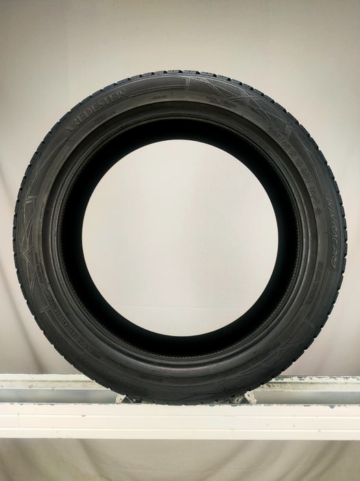 Opony 225/45R19 zima 225/45/19 VREDESTEIN (osobowe) OO14298