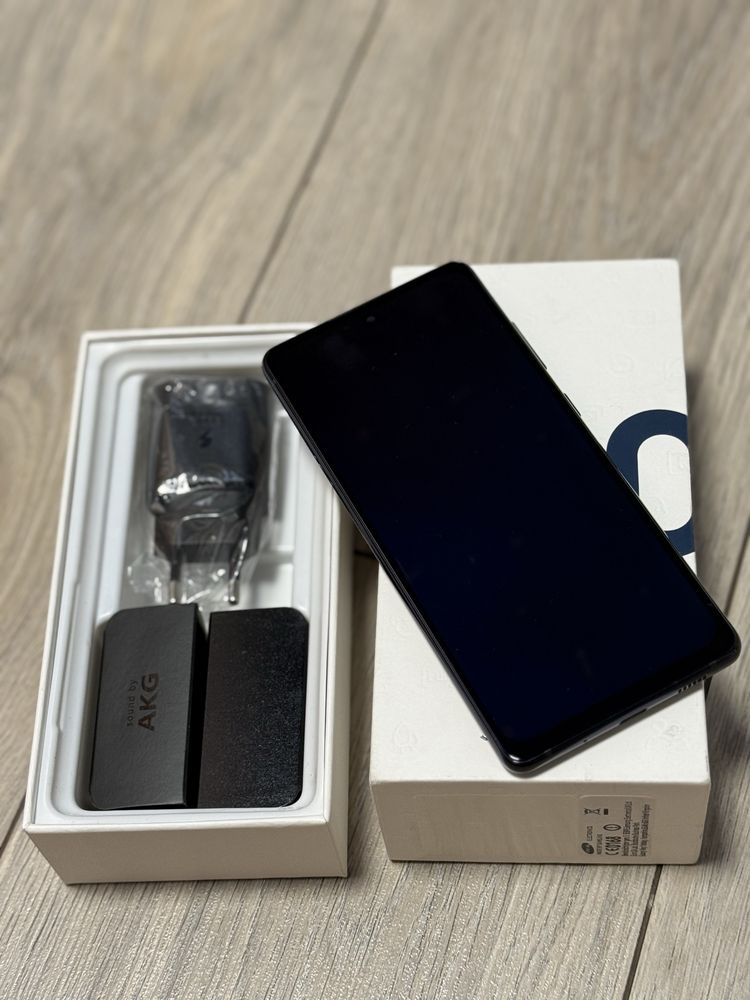 Samsung Galaxy S20 FE 5G 6/128Gb