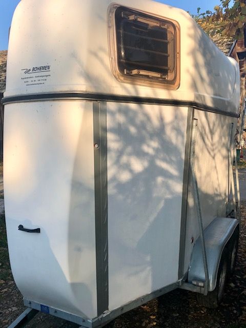 wynajem przyczepa do przewozu koni 1 konna  bukmana transport bukmanka