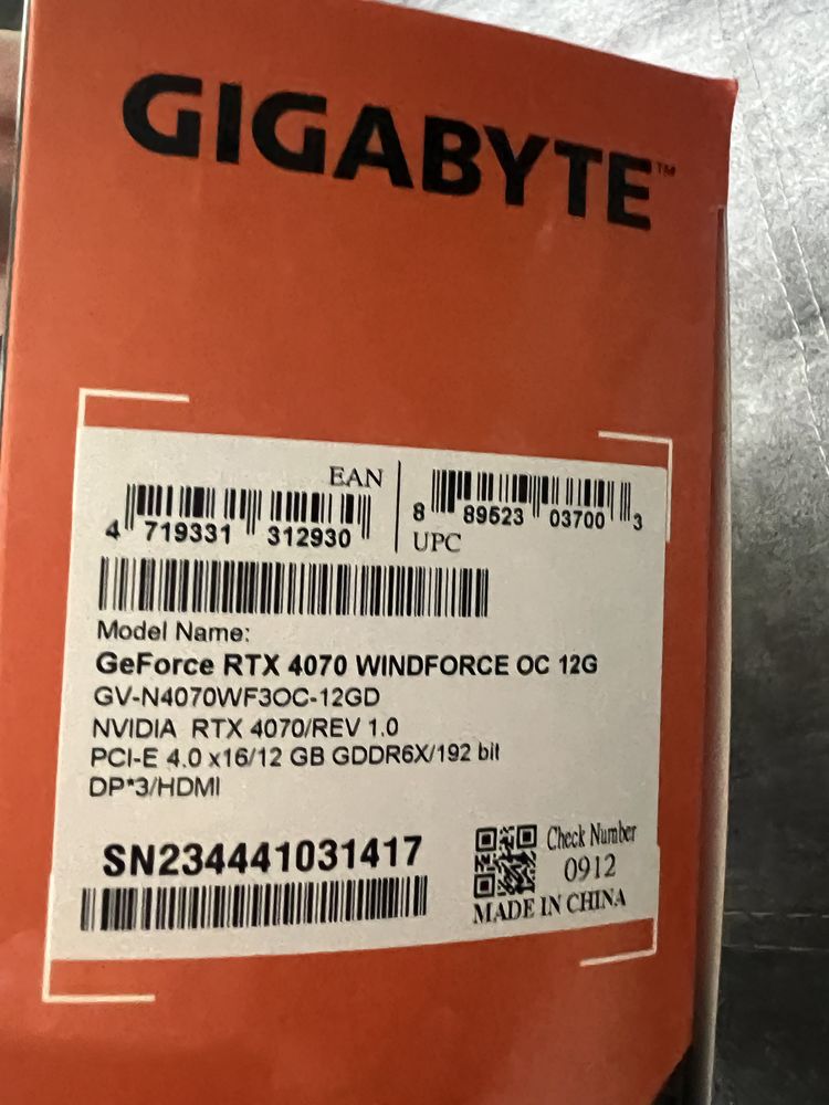 Відеокарта Gigabyte GeForce RTX 4070 WindForce OC 12G