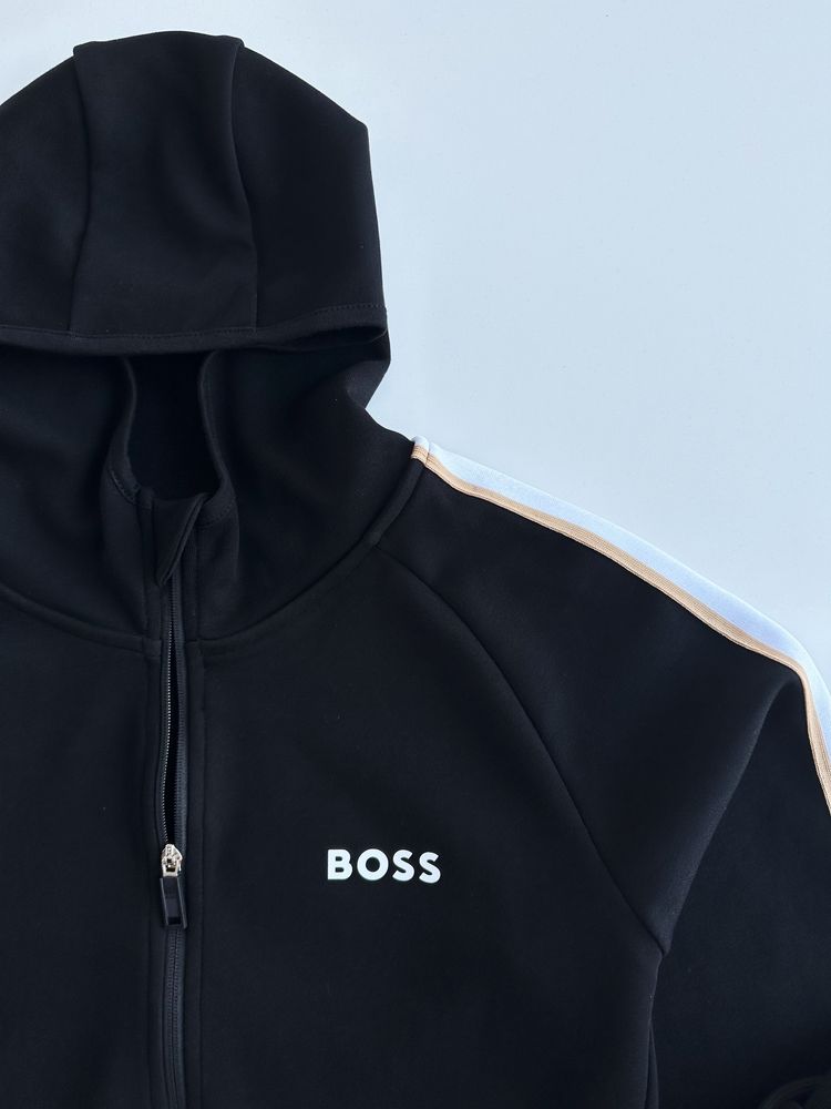 Костюм Boss