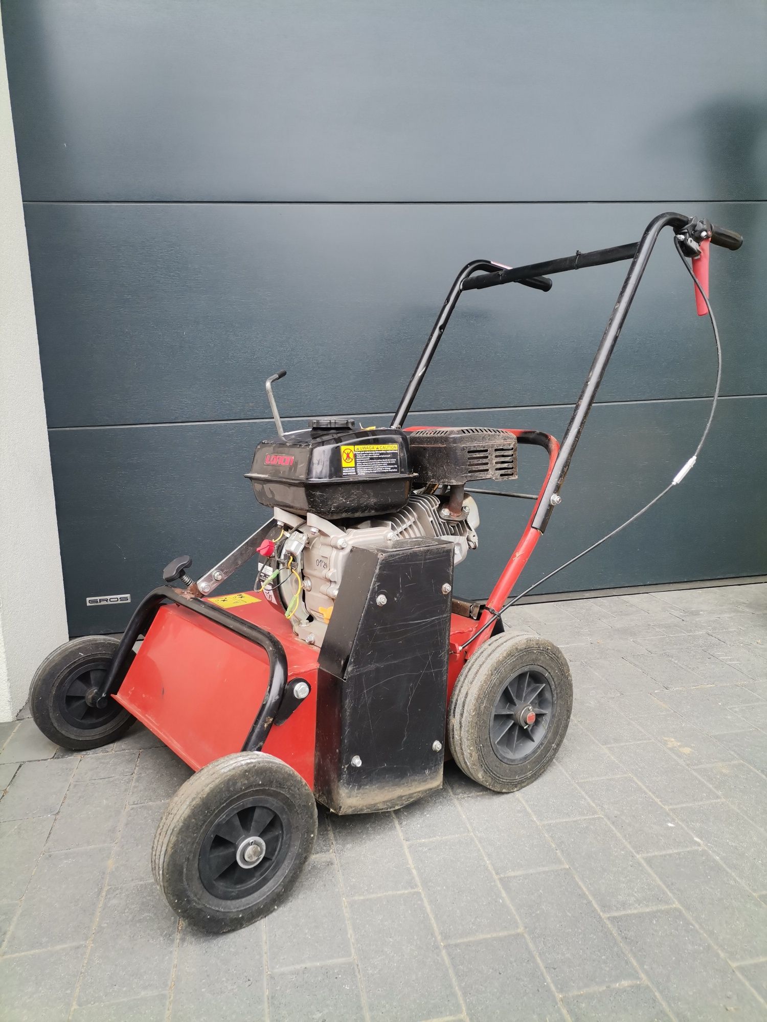 Wertykulator Aerator Spalinowy Oleo Mac SR 40 S50