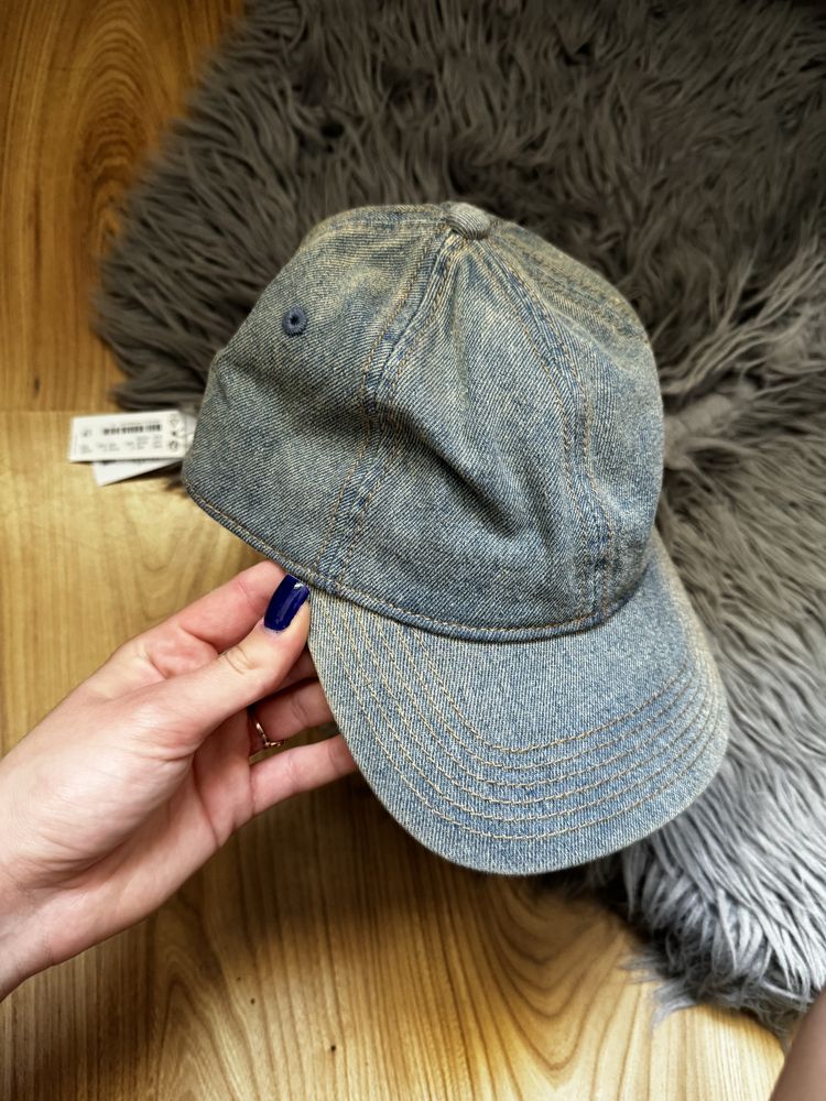 Arket czapka z daszkiem jeansowa cos
