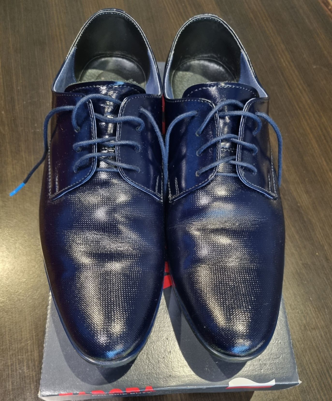 Eleganckie, granatowe buty męskie / młodzieżowe r. 41