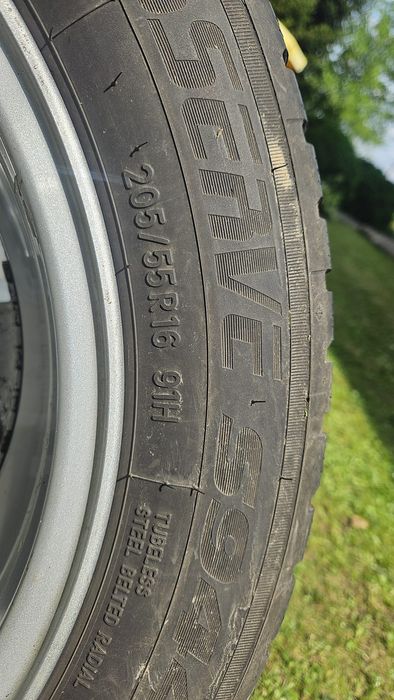Koła R16 volvo z oponami zimowymi 205/55/16 2022R
