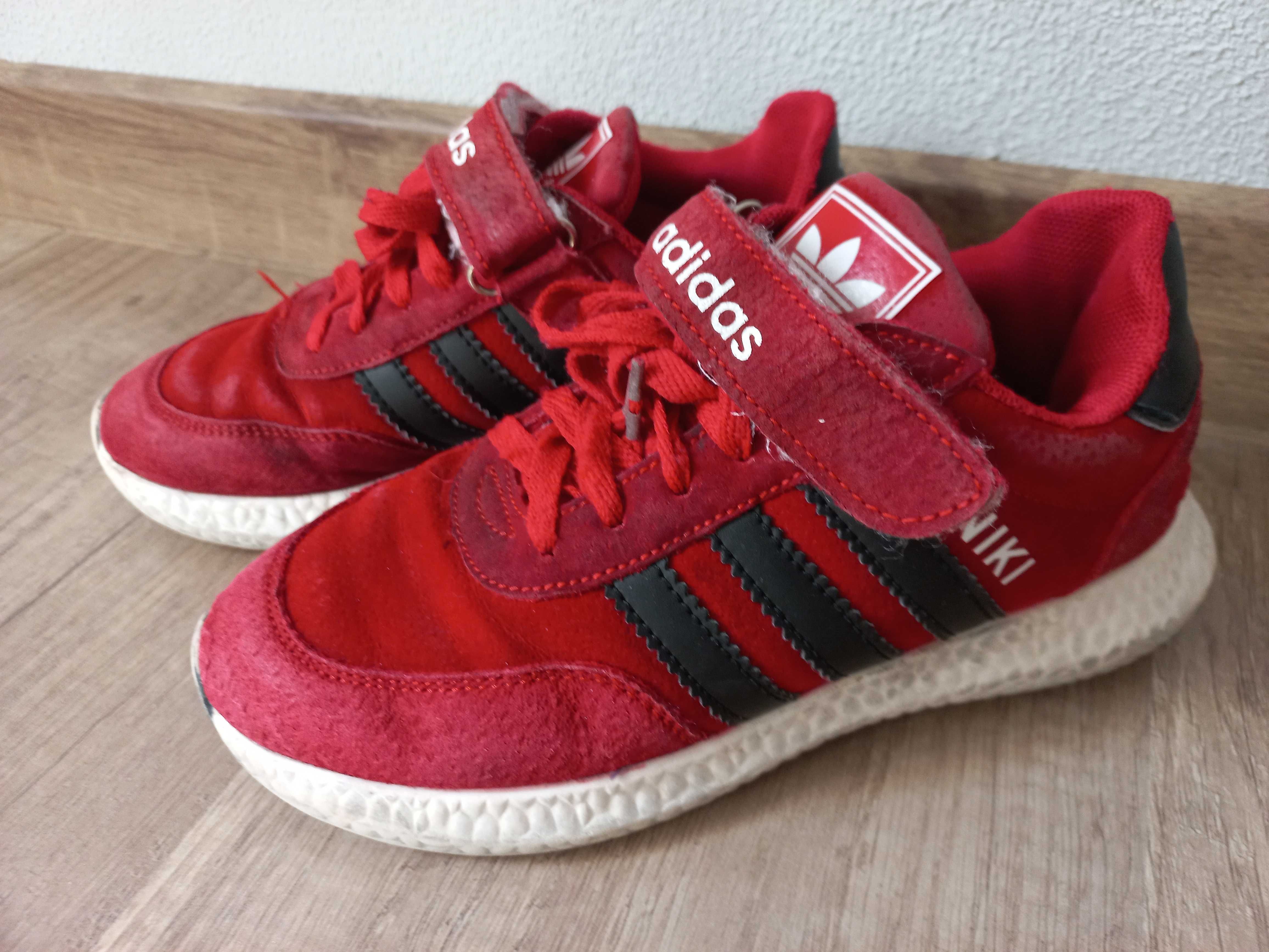 Кроссовки Adidas  р.35