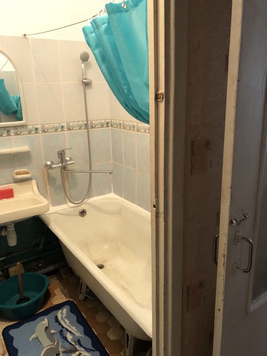 Сдам 2 комн раздельнве хода квартиру Шевченковский р-н