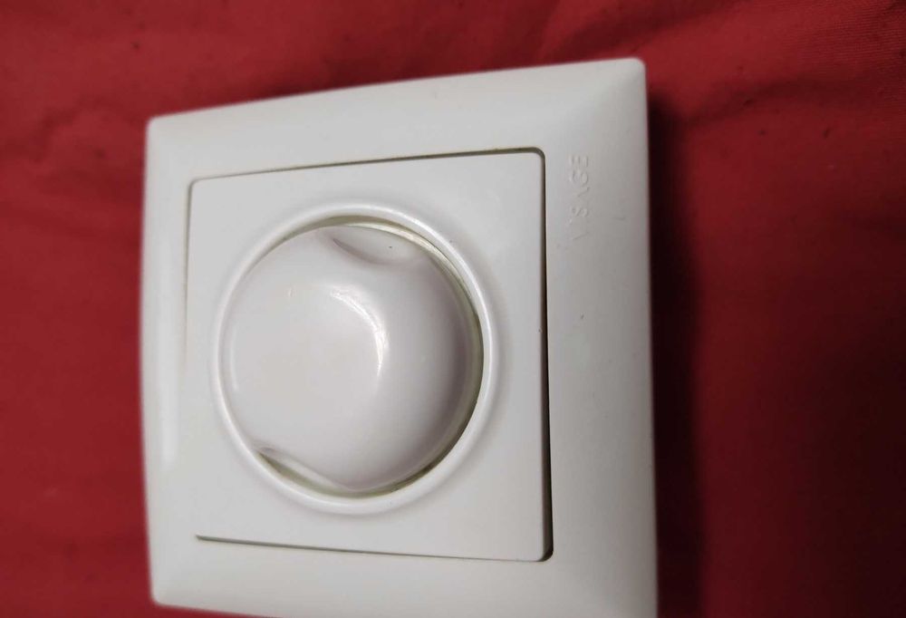 Выключатель с диммером, выключатель с регулировкой яркости от 60 Ватт