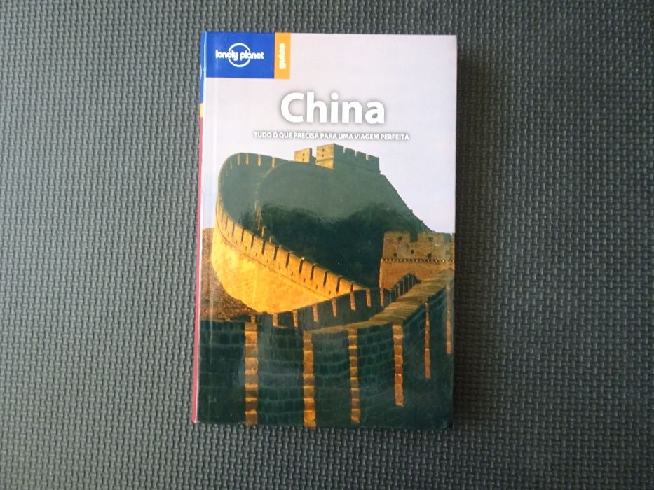 Livro Guia de viagem Lonely Planet - Vários I