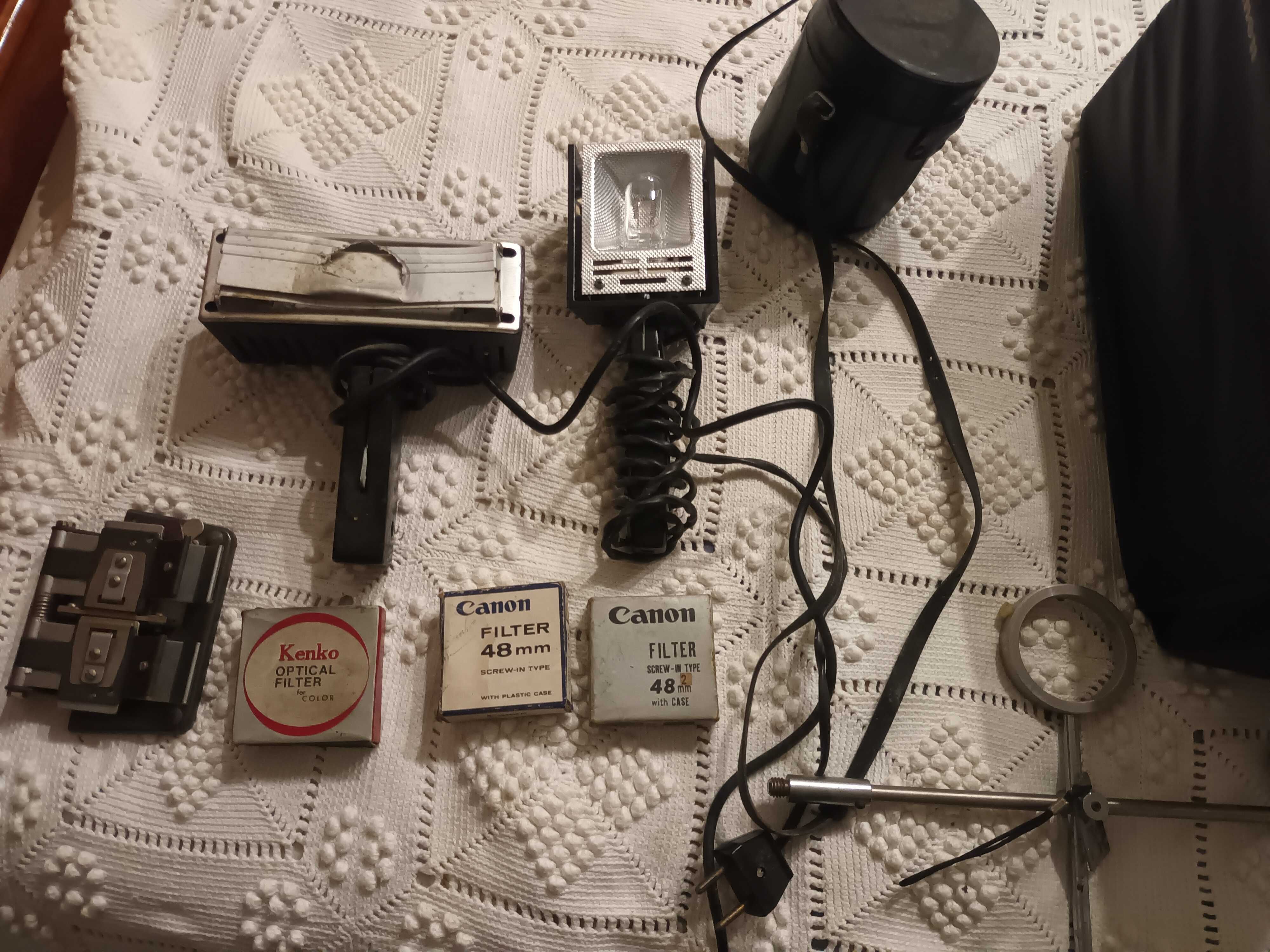 Câmaras Tudo pelo preço indicado 1Super8 2VHS 1Projector