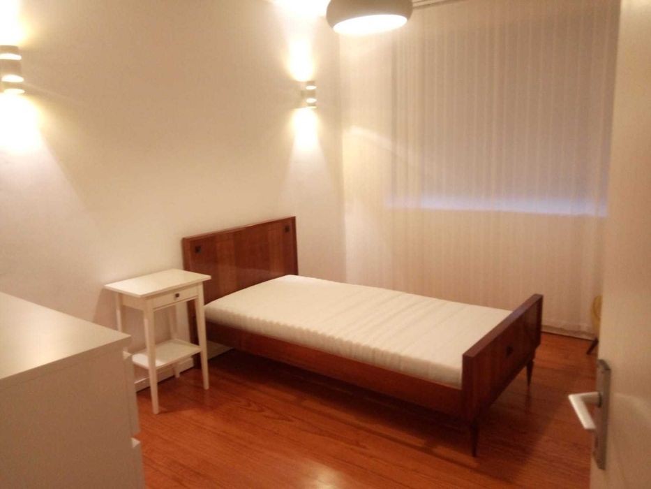3 Quartos para  estudantes em apartamento T3